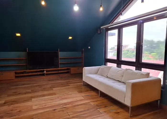 Modern - Cozy And Breezy Villa Manille